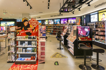 日化用品店 化妝品零售的新趨勢(shì)與運(yùn)營(yíng)策略